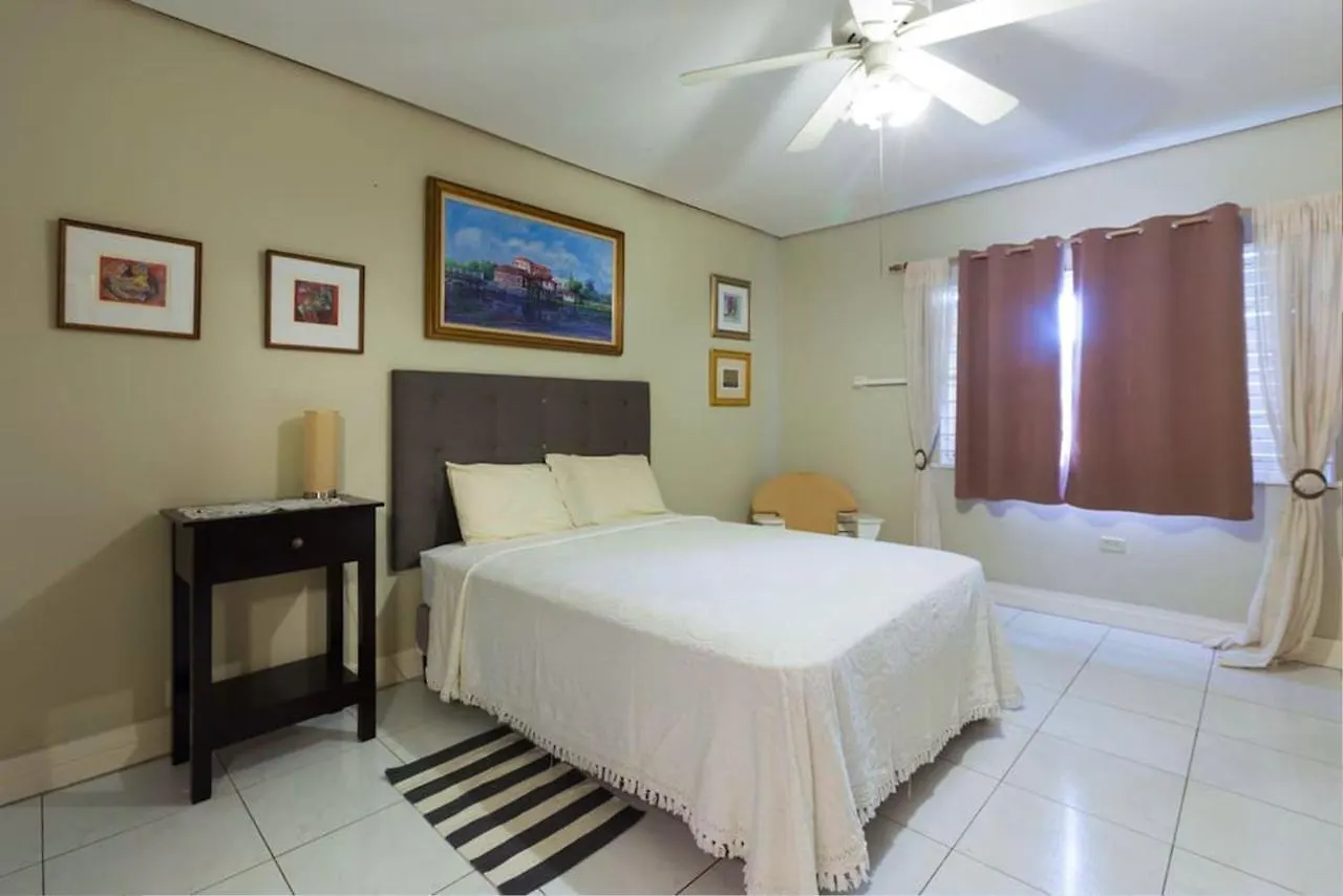Chester Avenue Guest House Kingston 3*,  Jamaica
